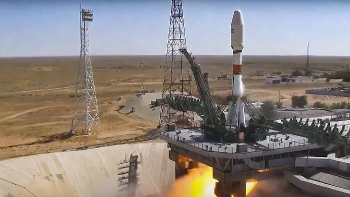 Iran: ఒకేసారి కక్ష్యలోకి 3 ఉపగ్రహాలు.. ఇరాన్ వెల్లడి..