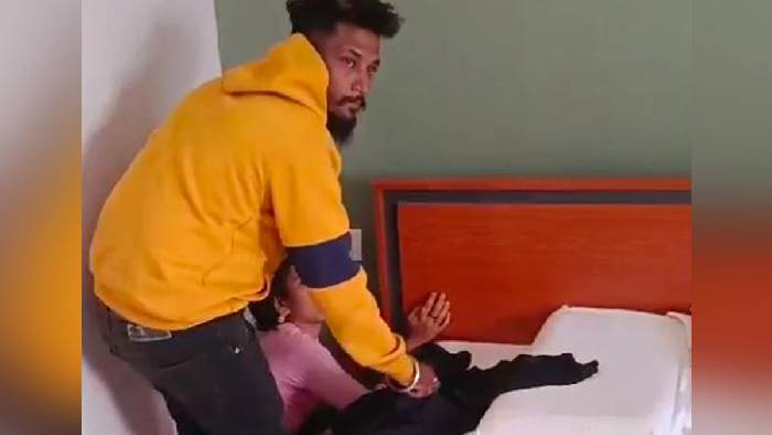 Haveri Incident: మతాంతర జంటపై దాడి, యువతిపై అత్యాచారం.. జాతీయ మహిళ కమిషన్ సీరియస్..