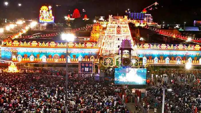 Top 10 richest temples: అయోధ్య రామ మందిరానికి ముందు.. దేశంలో 10 అత్యంత ధనిక దేవాలయాలు ఇవే..