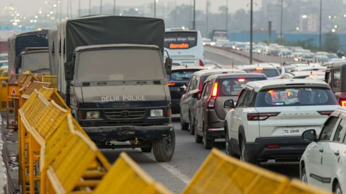 Farmers Protest: రైతుల ఆందోళన.. ఢిల్లీలో మార్చి 12 వరకు 144 సెక్షన్!