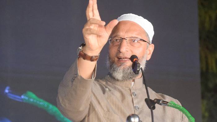Asaduddin Owaisi: “భార్యపై కోపం పౌరుషం అనిపించుకోదు”.. ఇల్లాలితో ఎలా మెలగాలో చెప్పిన ఓవైసీ..
