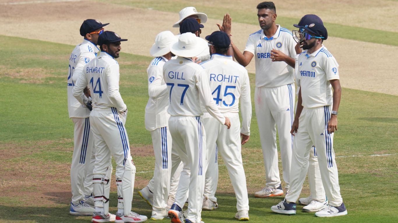 IND vs ENG: 45 ఏళ్ల రికార్డు బద్దలు.. దిగ్గ‌జాల‌ను అధిగ‌మించిన ర‌విచంద్ర‌న్ అశ్విన్!