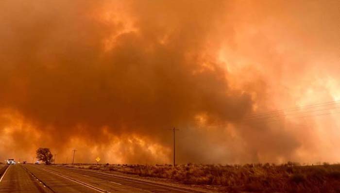 USA: టెక్సాస్‌లో కార్చిచ్చు బీభత్సం.. ప్రజలు తరలింపు