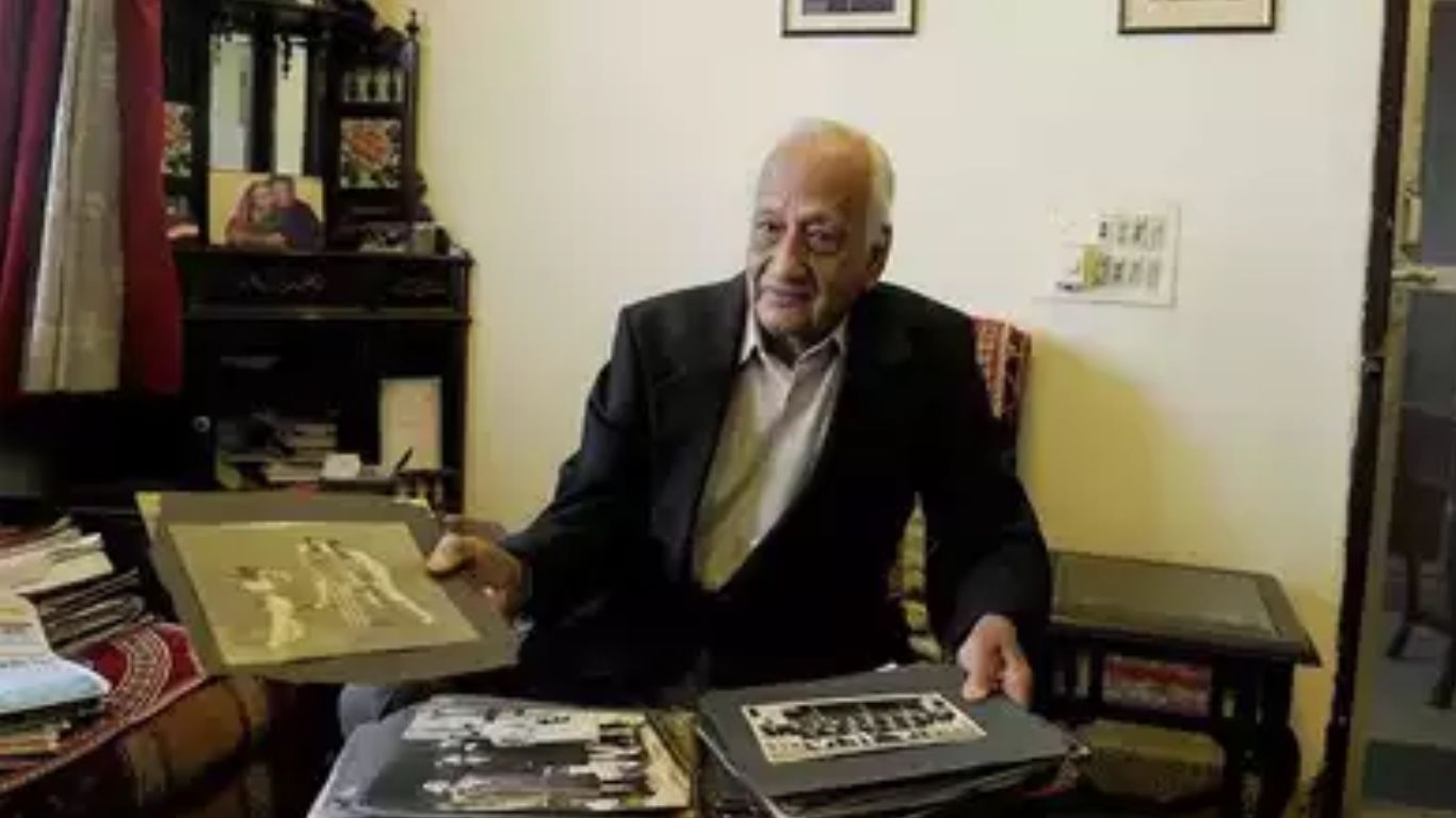 Dattajirao Gaekwad Dead: భారత క్రికెట్‌లో విషాదం.. మాజీ కెప్టెన్‌ కన్నుమూత!