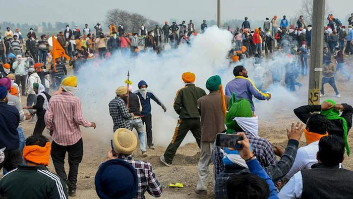 Farmers Protest: ప్రభుత్వ ఆస్తులను ధ్వంసం చేసిన రైతుల పాస్‌పోర్టు, వీసా రద్దు..!