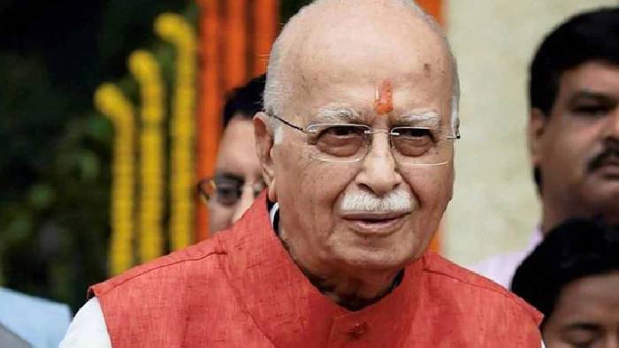 LK Advani: భారతరత్న ఎల్‌కే అద్వానీ కంట కన్నీరు..