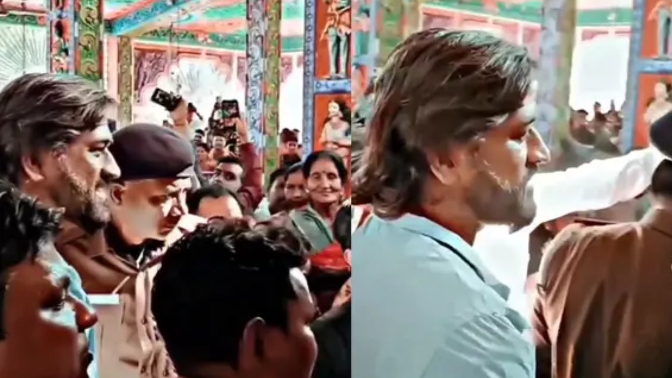 MS Dhoni: క్యూ లైన్‌లో నిల్చొని మరీ.. అమ్మవారిని దర్శించుకున్న ఎంఎస్ ధోనీ! వీడియో వైరల్