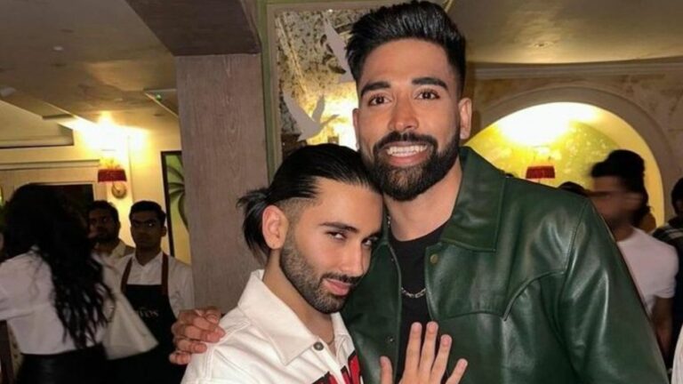 Mohammed Siraj: సోషల్ మీడియా సెన్సేషన్ ఓరీతో మహ్మద్ సిరాజ్.. ఐకానిక్ పోజ్ అదుర్స్!