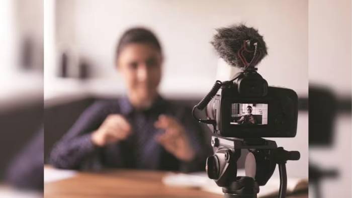 National creators’ awards: ఇన్‌ఫ్లూయెన్సర్లు, క్రియేటర్లకు “నేషనల్ క్రియేటర్ అవార్డ్స్”.. కేంద్రం ప్లాన్.?