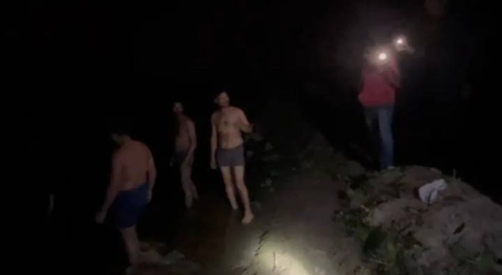 Delhi : ఢిల్లీలో పెను విషాదం.. యమునా నదిలో స్నానానికి వెళ్లిన నలుగురు స్నేహితులు మృతి