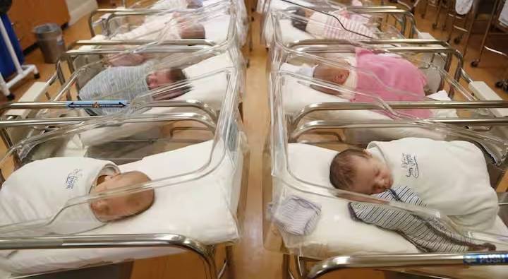 Japan : జపాన్ జననాల రేటులో మళ్లీ భారీ క్షీణత.. గత ఎనిమిదేళ్ల రికార్డు బద్దలు