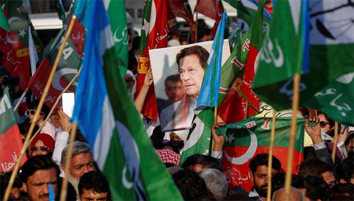 Pakistan: ఎన్నికల రిగ్గింగ్‌పై కోర్టుకెళ్లిన ఇమ్రాన్‌ఖాన్