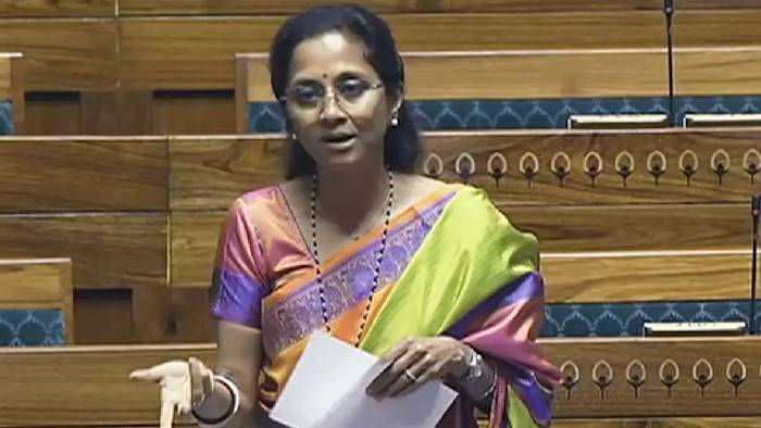 Supriya Sule: ఫోన్‌పే, గూగుల్‌పే పేలబోయే “టైమ్ బాంబులు”.. పార్లమెంట్‌లో సంచలన వ్యాఖ్యలు..