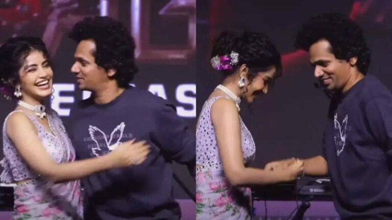 Anupama Parameswaran : స్టేజ్ పైనే డైరెక్టర్ కు షాక్ ఇచ్చిన అనుపమ.. వామ్మో ఇలా చేసిందేంటి?