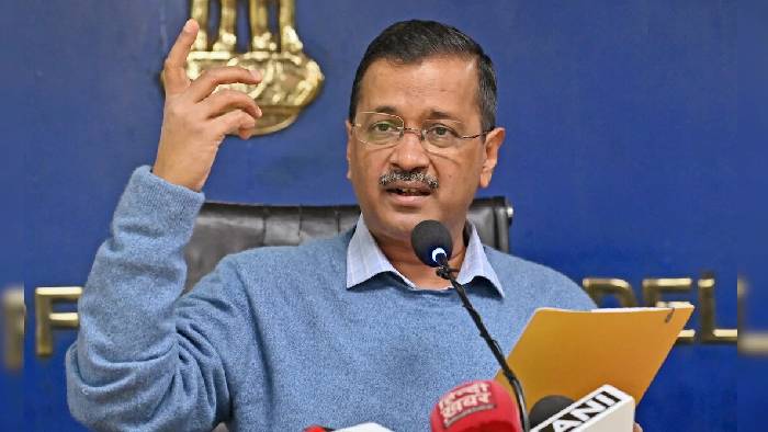 Arvind Kejriwal: సీఎం కేజ్రీవాల్‌కి ఢిల్లీ కోర్టు సమన్లు..  ఈడీ ముందు ఎందుకు హాజరుకాలేదో చెప్పాలి..