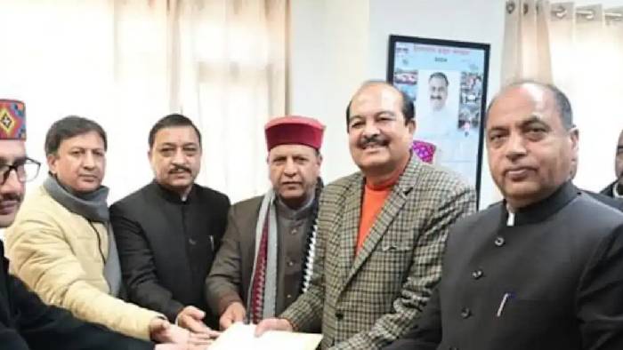 Rajya Sabha Poll: కాంగ్రెస్‌కి షాక్.. బలం లేకున్నా ఎంపీ సీటు బీజేపీ కైవసం.!