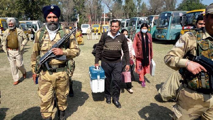 Lok Sabha Elections 2024: లోక్‌సభ, అసెంబ్లీ ఎన్నికల కోసం 3.40 లక్షల మంది కేంద్ర బలగాల మోహరింపు..