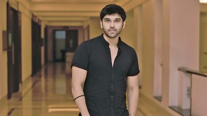 Dhruv Vikram: కబడ్డీ నేపథ్యంలో ధృవ్ కొత్త మూవీ.. జోడిగా మల్లు బ్యూటీ..