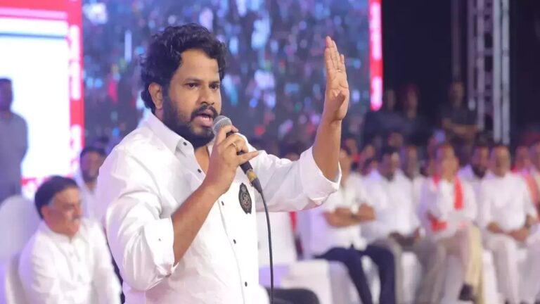 Hyper Aadi : పాలిటిక్స్ లోకి హైపర్ ఆది.. ఎక్కడినుంచి పోటీనో తెలుసా?