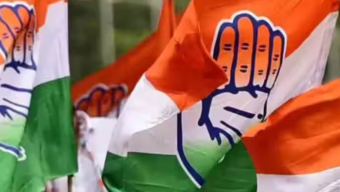 Himachal Pradesh Political Crisis: హిమాచల్ ప్రదేశ్ లో రాజకీయ సంక్షోభం.. మైనార్టీలో కాంగ్రెస్ సర్కార్