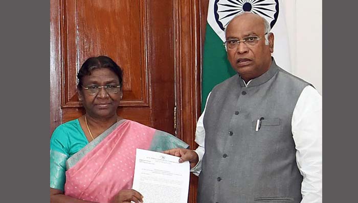 Mallikarjun Kharge: రాష్ట్రపతికి ఖర్గే లేఖ.. దేనికోసమంటే..!