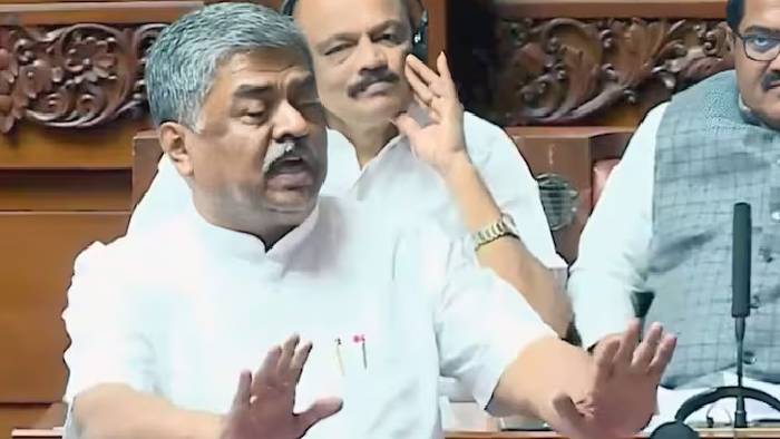 Karnataka: “బీజేపీకి పాకిస్తాన్ శత్రు దేశం, మాకు కాదు”.. కాంగ్రెస్ నేత సంచలన వ్యాఖ్యలు..