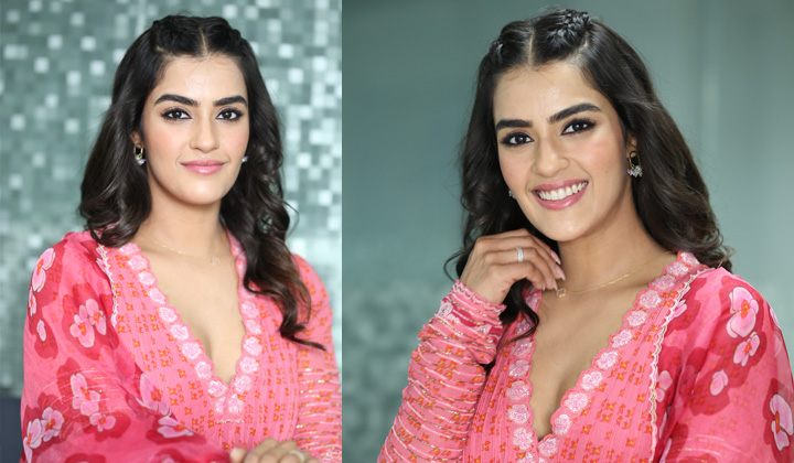 Kavya Thapar: ఈగల్ లో రొమాన్స్ కొత్తగా ఉంటుంది..చాలా ఎంజాయ్ చేస్తారు!