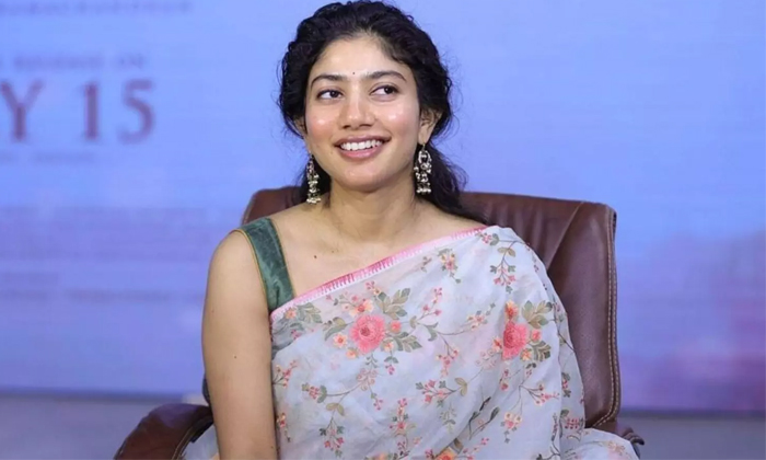Saipallavi : మొదటిసారి ఆ హీరోతో రొమాన్స్ చేయబోతున్న సాయి పల్లవి?
