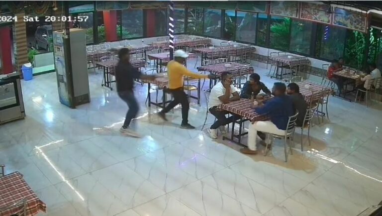 Murder: అందరూ చూస్తుండగానే కాల్పులు.. ఆపై..?