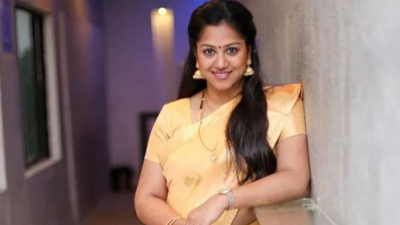 Actress Radha: నటి రాధపై కేసు నమోదు!