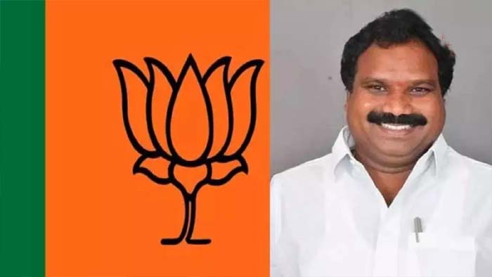 Ex MLA Aroori Ramesh: ఢిల్లీకి మాజీ ఎమ్మెల్యే ఆరూరి రమేష్..! అందుకేనా..?