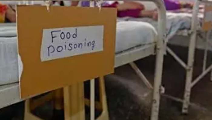 Noida: గ్రేటర్ నోయిడా హాస్టల్‌లో ఫుడ్ పాయిజన్.. ఆస్పత్రికి తరలింపు