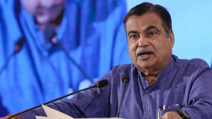Nitin Gadkari: రాజ్యాంగాన్ని మార్చే ఆలోచన లేదు..