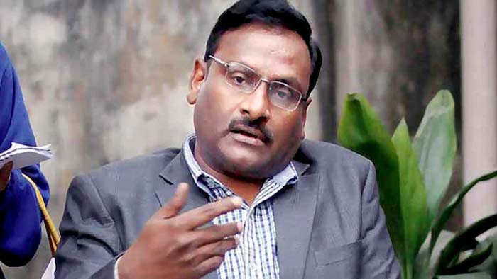 Professor GN Saibaba: మావోయిస్టు లింక్ కేసులో ప్రొఫెసర్ జీఎన్ సాయిబాబా నిర్దోషిగా విడుదల