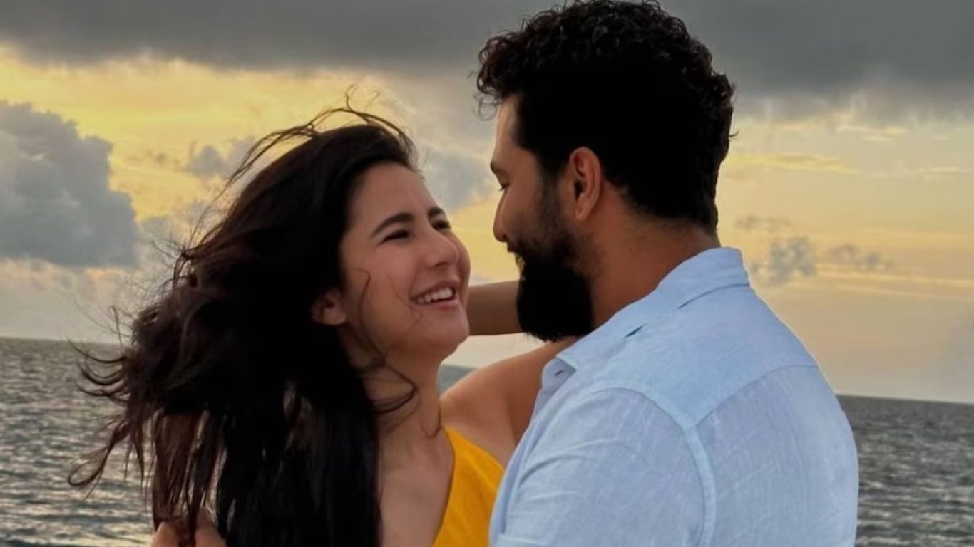Katrina Kaif Pregnant: తల్లి కాబోతున్న కత్రినా కైఫ్.. వీడియో వైరల్!