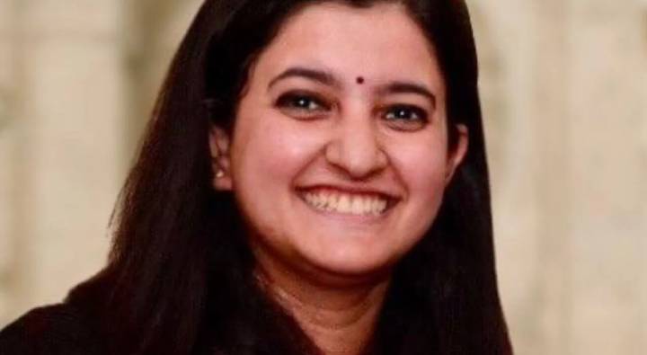 London : లండన్ లో భారతీయ విద్యార్థిని మృతి