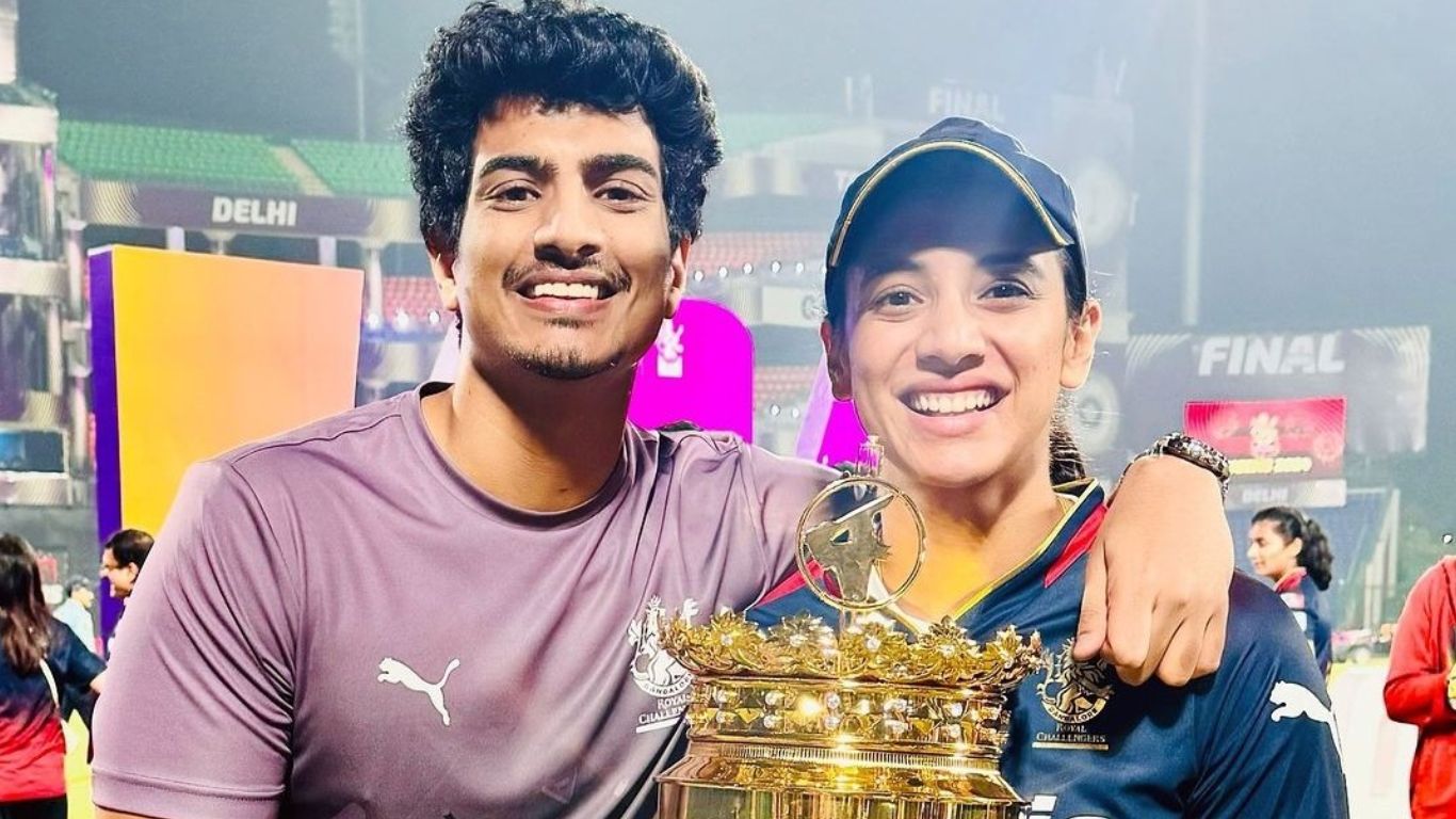 Smriti Mandhana Boyfriend: బాయ్‌ ఫ్రెండ్‌తో స్మృతి మంధాన.. ఫొటోస్ వైరల్!