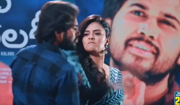 Sreemukhi: షాకింగ్: హీరో చెంప పగలకొట్టిన శ్రీముఖి!