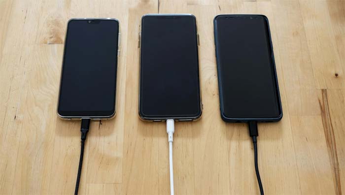 Charger scam: మొబైల్ ఛార్జర్ల వినియోగంపై కేంద్రం హెచ్చరికలు