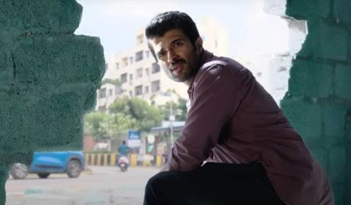 Vijay Deverakonda : నెటిజెన్ అడిగిన ఆ ప్రశ్నకు అదిరిపోయే సమాధానం ఇచ్చిన విజయ్ దేవరకొండ..