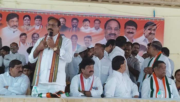 Bandi Ramesh : మల్కాజ్‌గిరి పార్లమెంటు సీటును మరోసారి గెలిపించి సీఎంకి కానుకగా ఇవ్వాలి