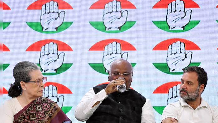 Congress: కాంగ్రెస్‌కి షాక్ ఇచ్చిన ఢిల్లీ హైకోర్టు..