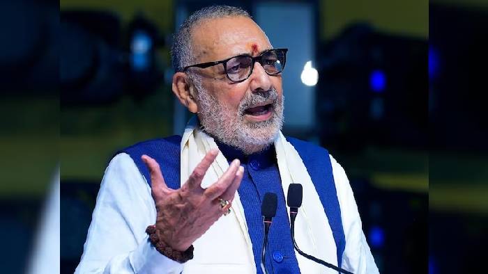 BJP: “కేజ్రీవాల్, హేమంత్ సొరెన్ నుంచి నేర్చుకోవాలి”.. కేంద్రమంత్రి గిరిరాజ్ సింగ్ కామెంట్స్..