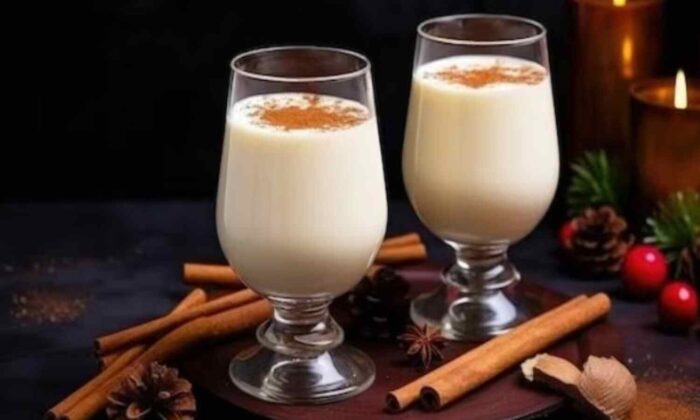 Health Tips: రాత్రిపూట పాలలో ఈ పొడిని కలిపి తాగితే ఏం జరుగుతుందో తెలుసా?