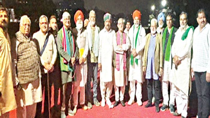 Mahapanchayat: నేడు ఢిల్లీలో “మహాపంచాయత్”.. నెల రోజుల ఆందోళన తర్వాత హస్తినకు రైతులు..