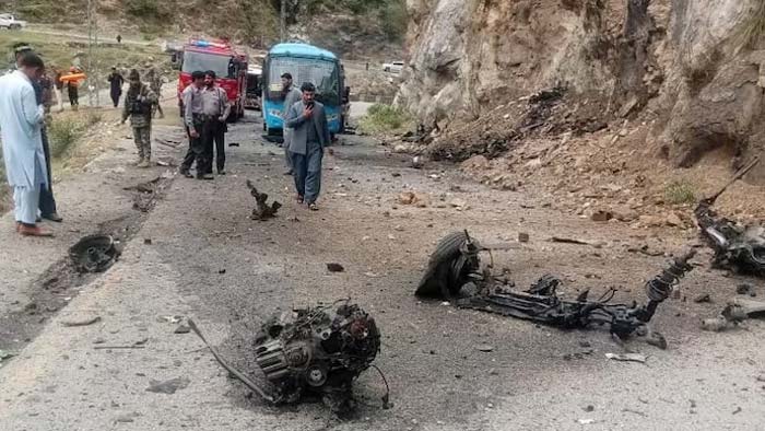 Pakistan: కాన్వాయ్‌పై ఆత్మాహుతి దాడి.. ఆరుగురు చైనా పౌరుల మృతి