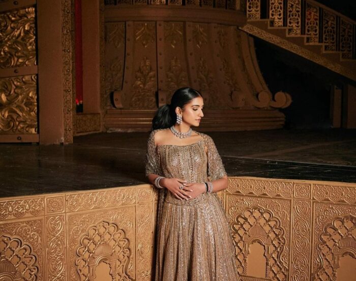 Radhika Marchant : రాధిక మర్చంట్ ధరించిన ఈ డ్రెస్సును రెడీ చెయ్యడానికి ఎన్నినెలలు పట్టిందో తెలుసా?