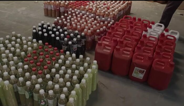 Adulterated sauces: సాస్ లను ఎక్కువగా తింటున్నారా? ఇది చూస్తే జన్మలో వాటి జోలికి వెళ్లరు..