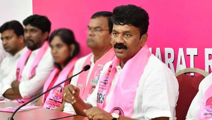 Talasani Srinivas: మల్కాజ్⁭గిరిలో లక్ష్మారెడ్డి ఒక్కడే లోకల్.. ఇద్దరు నాన్ లోకలే..