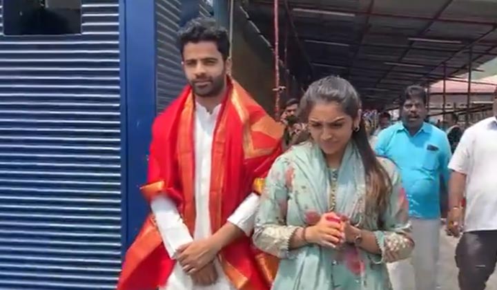 Venkatesh: వెంకటేష్ కూతురును చూశారా.. ఎంత సింపుల్ గా వచ్చిందో ..?